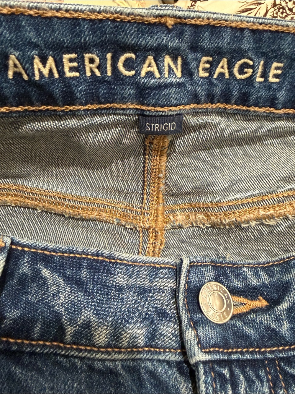 American Eagle Outfitters women’s Blue Straight-Leg Jeans mom jeans style - Picture 9 of 9
